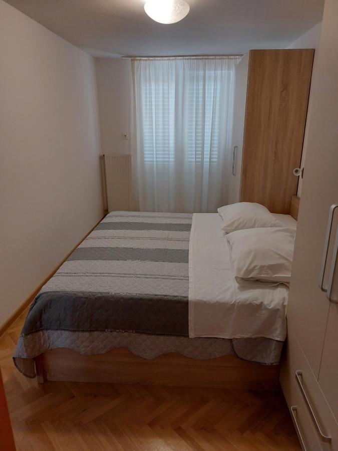 Apartments Mlacovic 拉布 外观 照片
