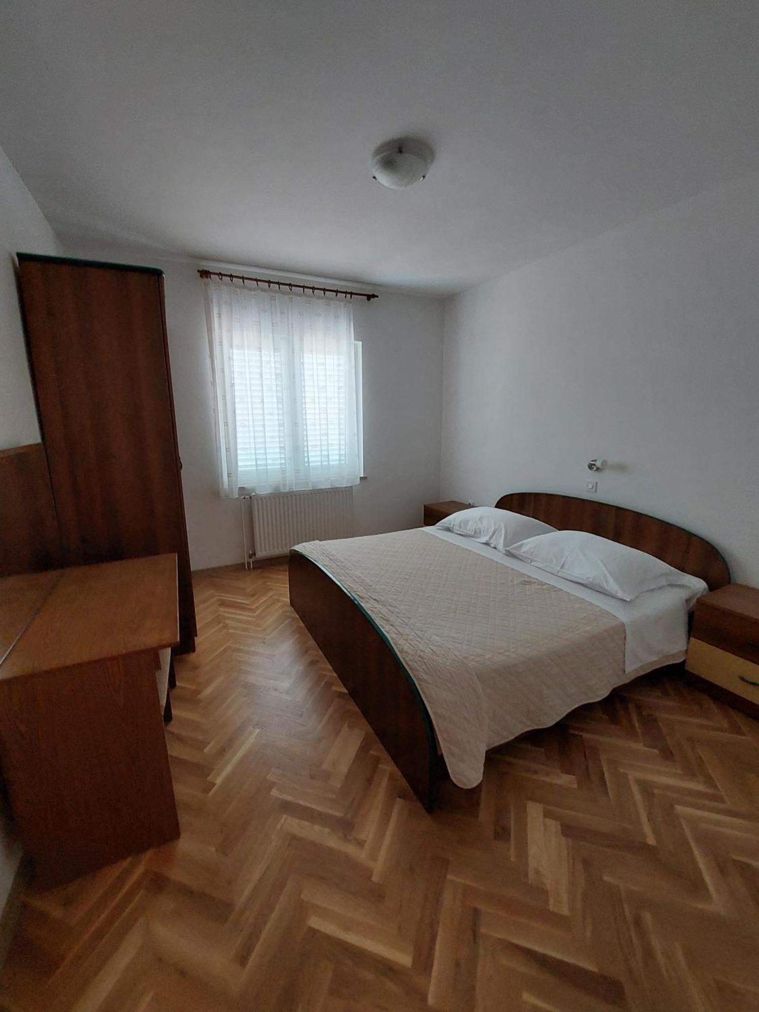 Apartments Mlacovic 拉布 外观 照片