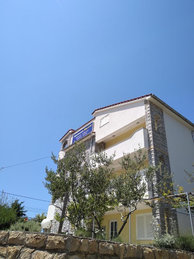 Apartments Mlacovic 拉布 外观 照片